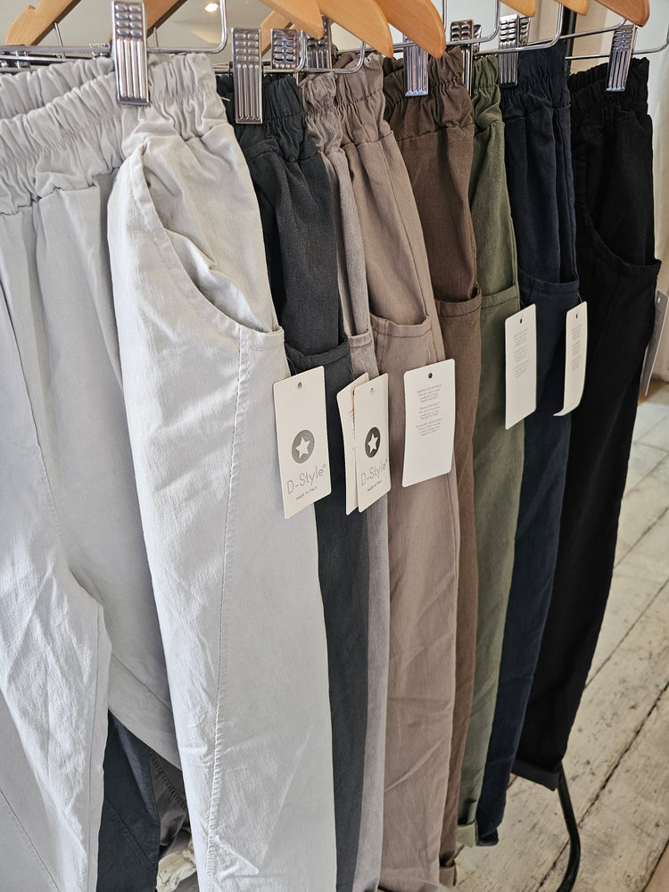 Washed relaxed trousers