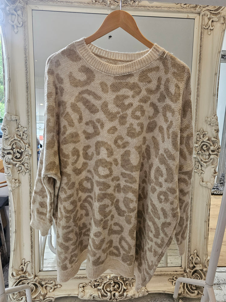 Nicole oversized leopard print jumper in beige