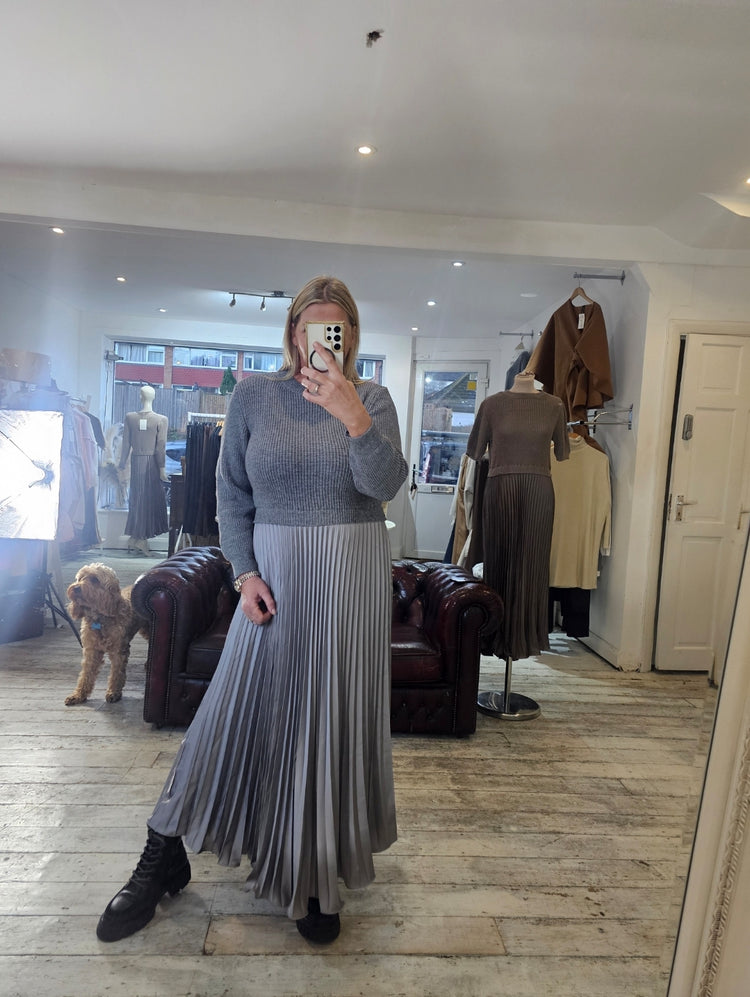 Willow jumper dress with pleated skirt in grey